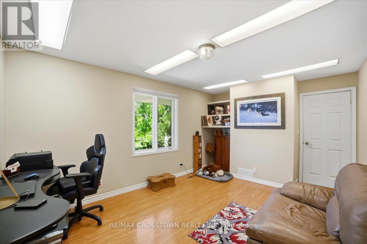 1074 Millhaven Road, Loyalist, Ontario  K0H 2H0 - Photo 24 - X13243358