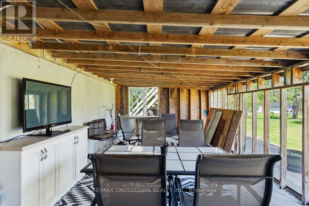 1074 Millhaven Road, Loyalist, Ontario  K0H 2H0 - Photo 39 - X13243358