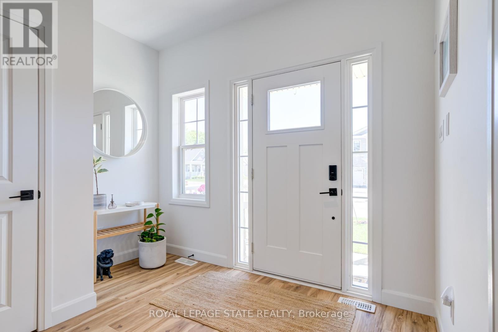 39 Beachwalk Crescent, Fort Erie, Ontario  L0S 1N0 - Photo 4 - X13243452