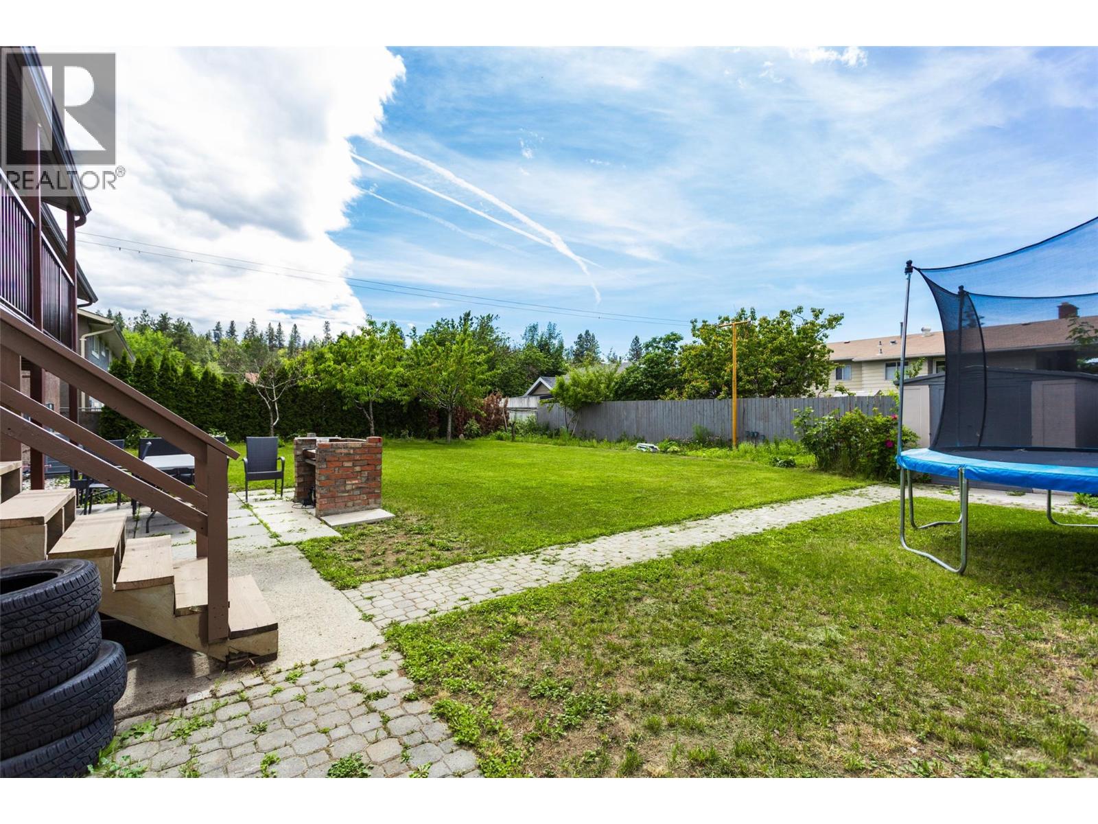 610 Ziprick Road, Rutland, British Columbia  V1X 5R5 - Photo 32 - 10387816