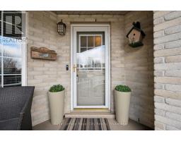 87 LAW DRIVE, Guelph, Ontario