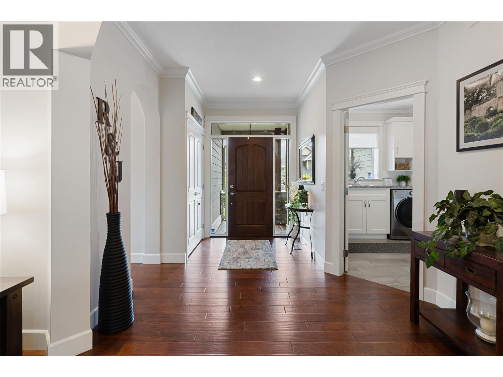 292 Upper Canyon Drive N, Kelowna, British Columbia  V1V 3C7 - Photo 4 - 10390284