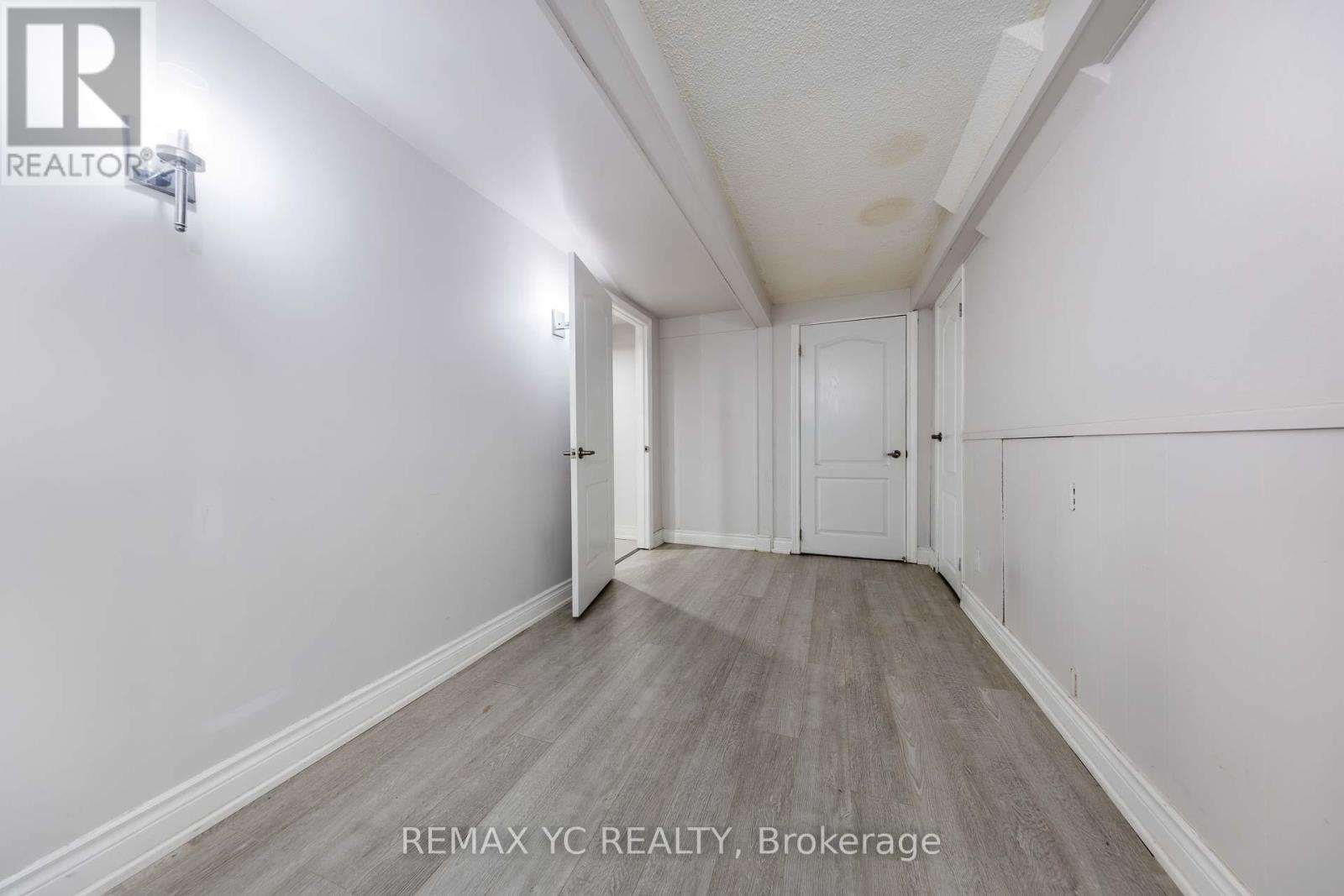Bsmt - 34 Tulane Crescent, Toronto, Ontario  M3A 2C1 - Photo 10 - C13237082