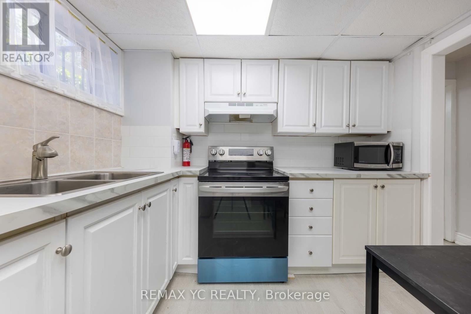 Bsmt - 34 Tulane Crescent, Toronto, Ontario  M3A 2C1 - Photo 14 - C13237082