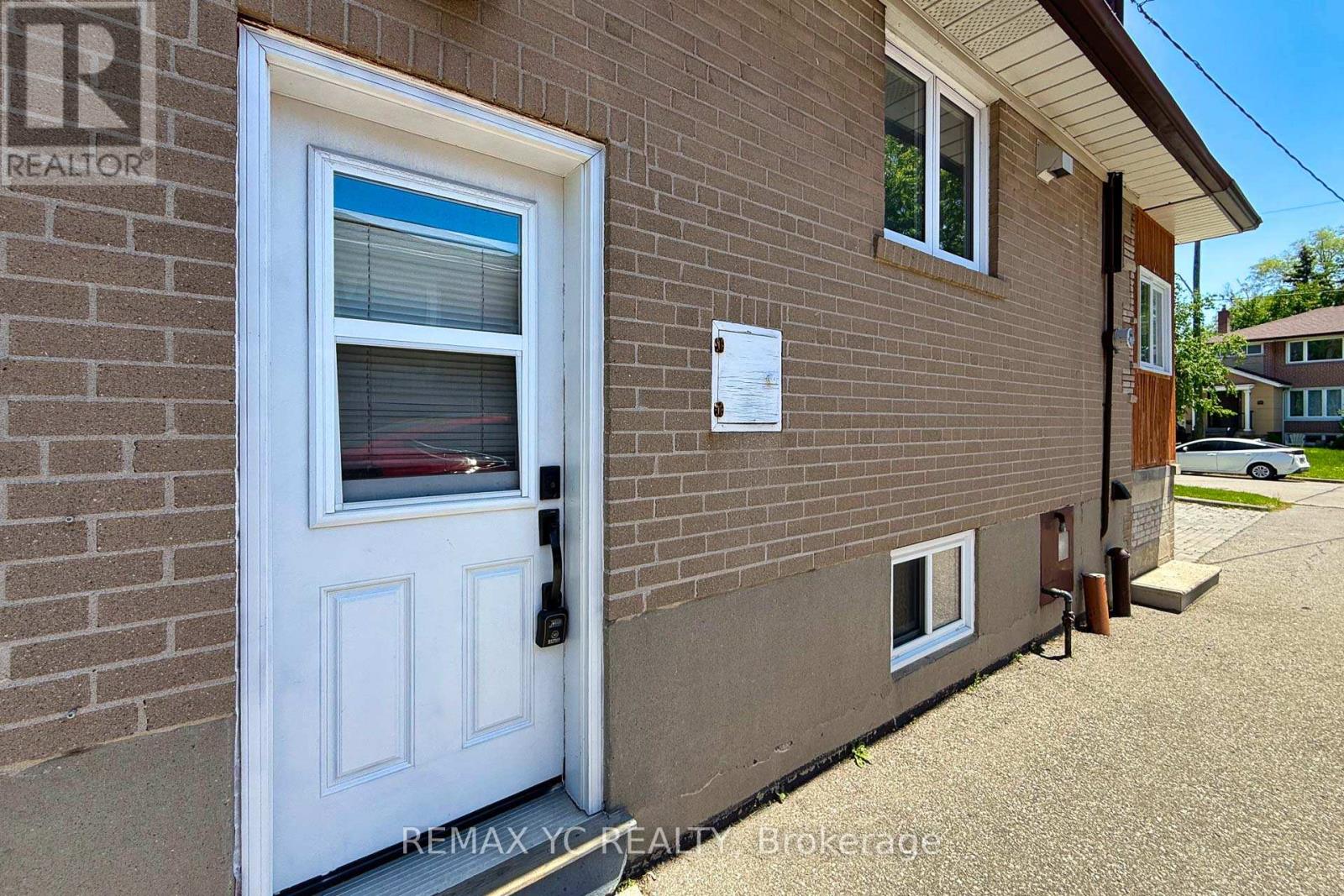 Bsmt - 34 Tulane Crescent, Toronto, Ontario  M3A 2C1 - Photo 3 - C13237082