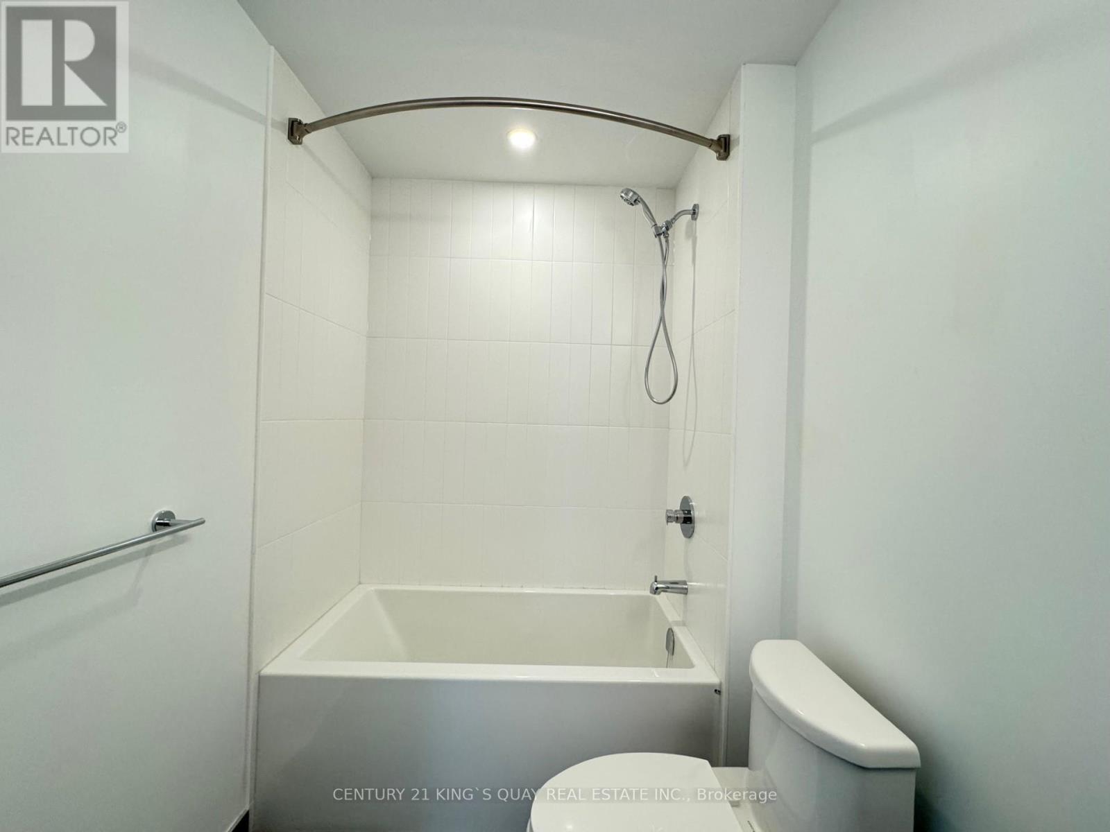 308 - 385 Arctic Red Drive, Oshawa, Ontario  L1L 0W9 - Photo 10 - E13243516
