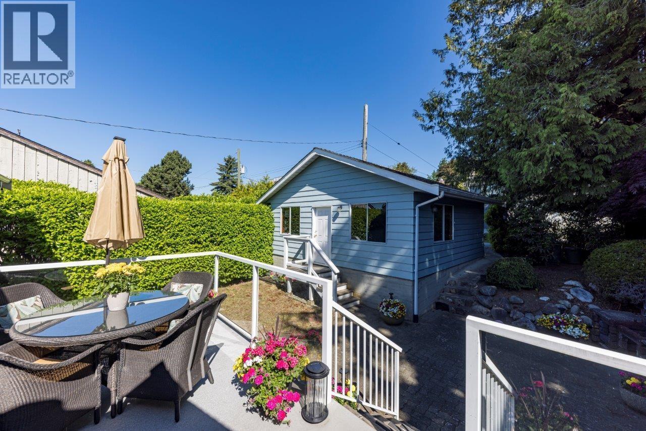 4085 Rumble Street, Burnaby, British Columbia  V5J 1Z7 - Photo 3 - R3132401