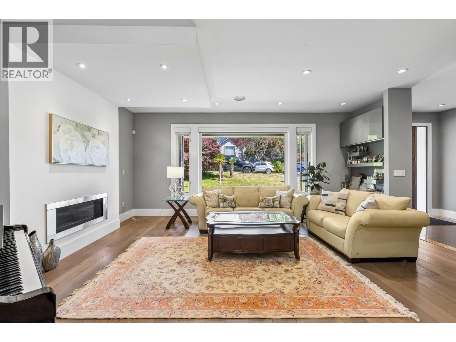 2553 Western Avenue, North Vancouver, British Columbia  V7N 3L2 - Photo 3 - R3132433