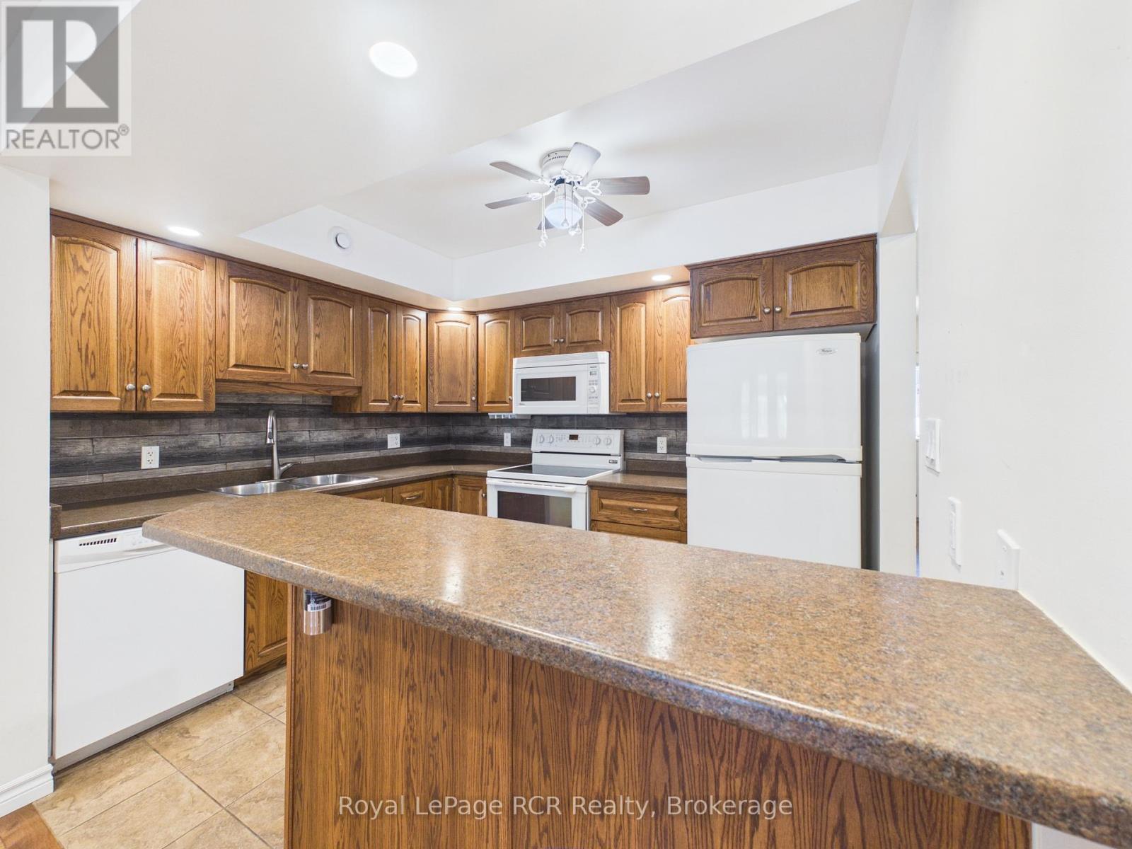 423 Catherine Street, North Huron, Ontario  N0G 2W0 - Photo 11 - X13243484