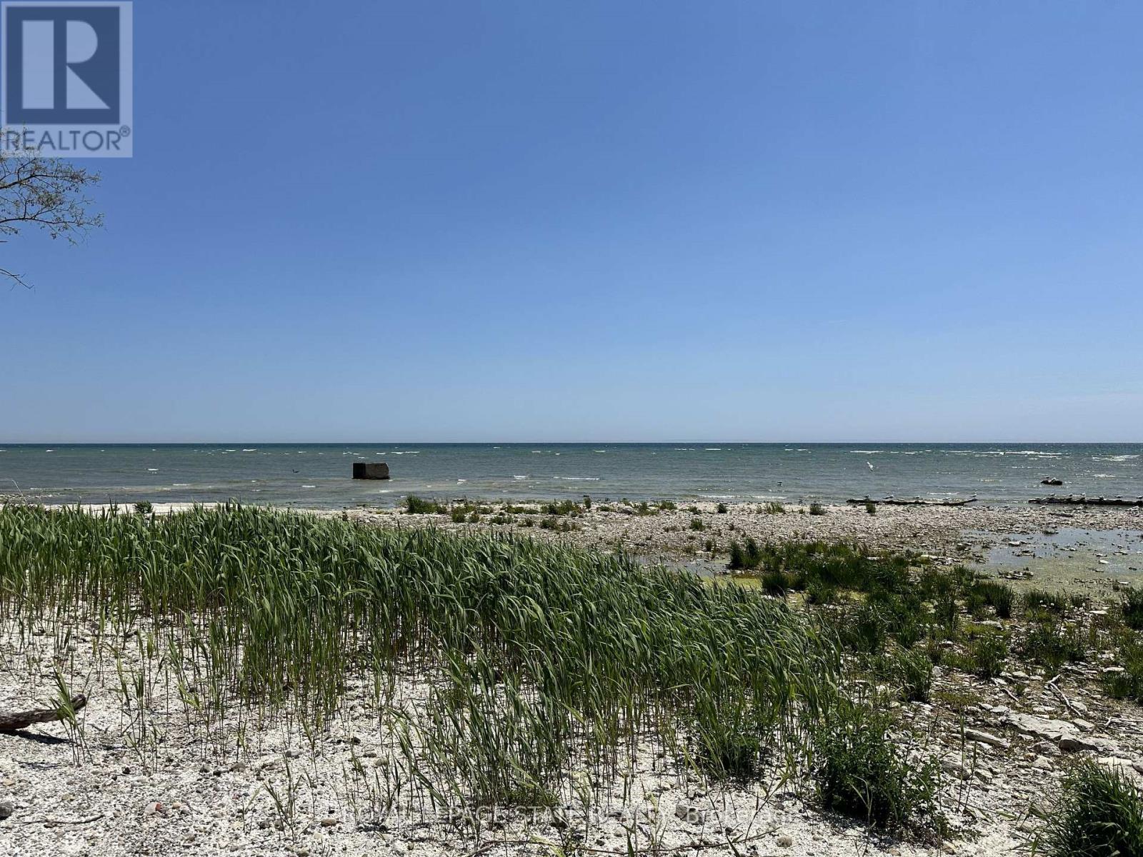 739 Sandy Bay Road, Haldimand, Ontario  N1A 2W6 - Photo 8 - X12498108