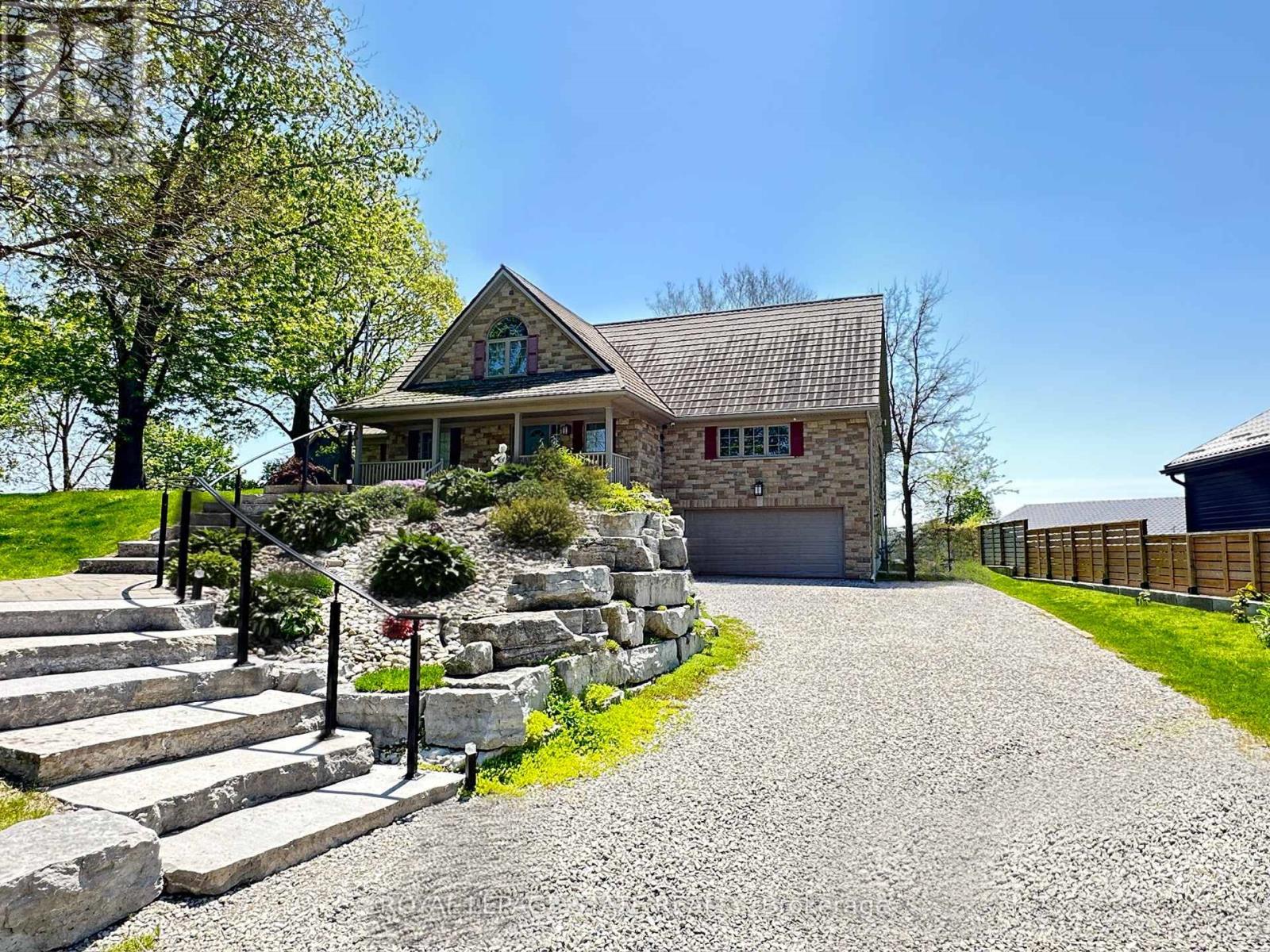 739 Sandy Bay Road, Haldimand, Ontario  N1A 2W6 - Photo 3 - X12498108