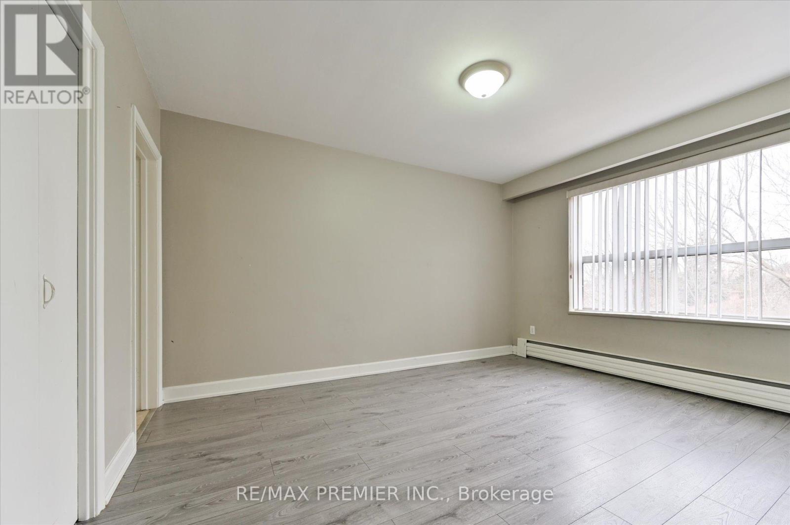 #3 - 319 Wilmington Avenue, Toronto, Ontario  M3H 5K9 - Photo 13 - C13242992