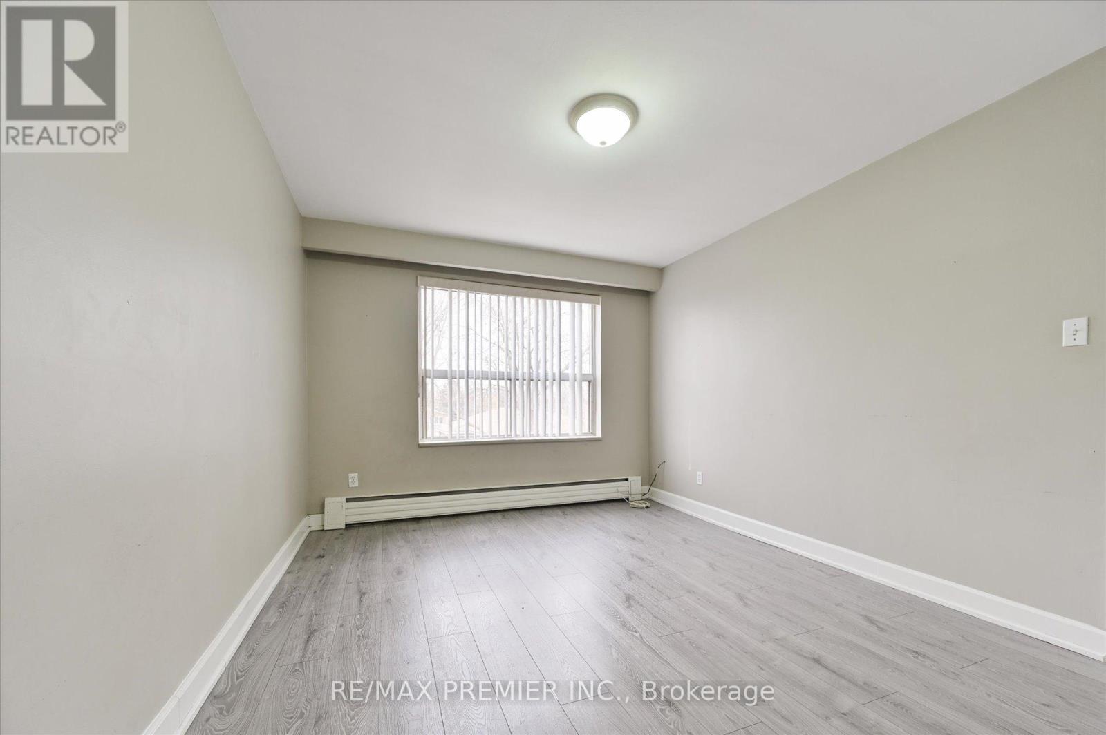 #3 - 319 Wilmington Avenue, Toronto, Ontario  M3H 5K9 - Photo 14 - C13242992