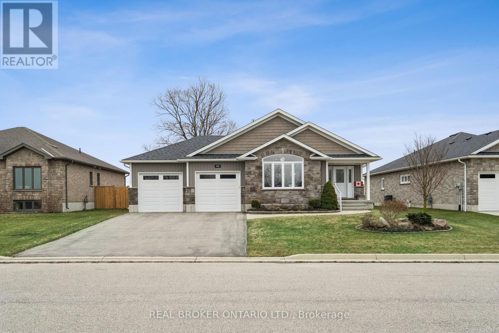 480 Grand Trunk Street, Minto, Ontario  N0G 2P0 - Photo 1 - X13243474
