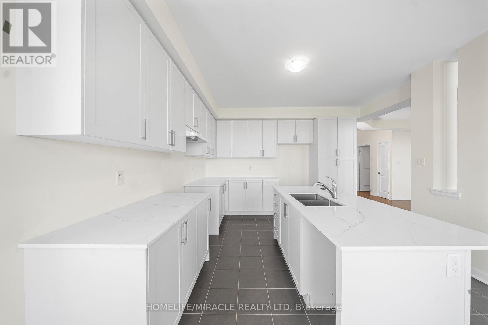 34 Royal Oak Crescent, Loyalist, Ontario  K0H 1G0 - Photo 21 - X13243542