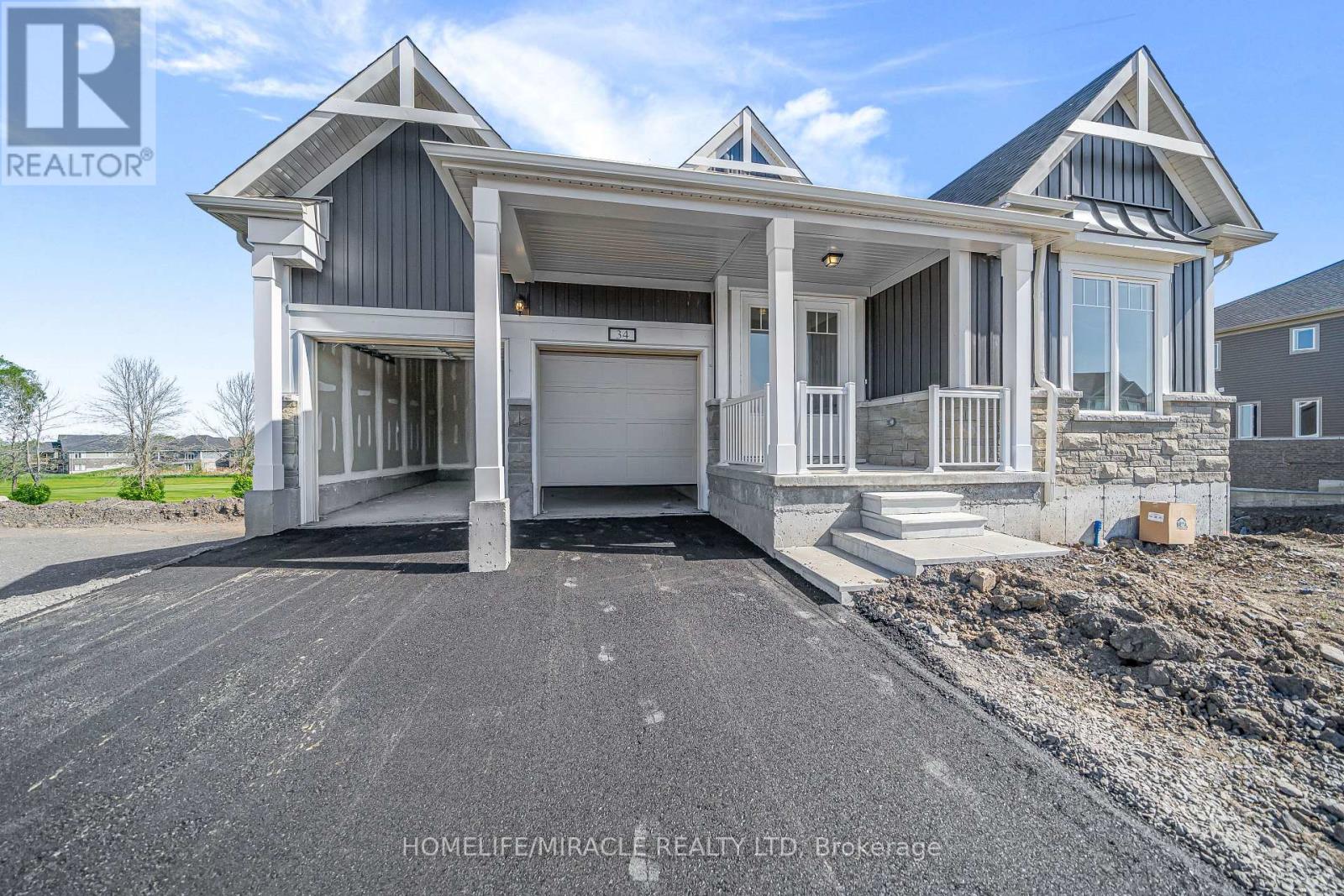 34 Royal Oak Crescent, Loyalist, Ontario  K0H 1G0 - Photo 3 - X13243542