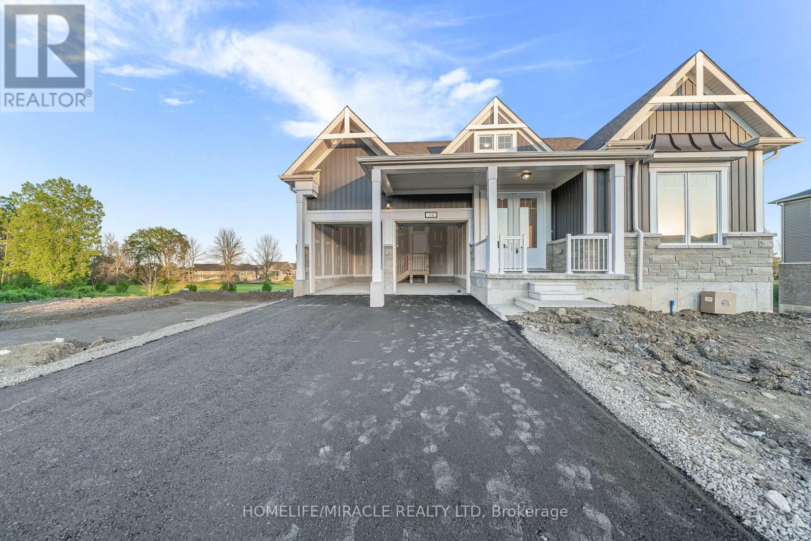 34 Royal Oak Crescent, Loyalist, Ontario  K0H 1G0 - Photo 4 - X13243542