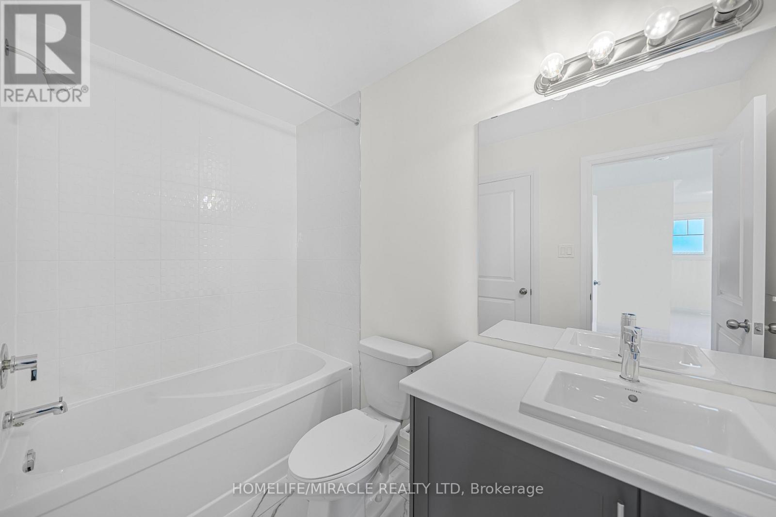 34 Royal Oak Crescent, Loyalist, Ontario  K0H 1G0 - Photo 44 - X13243542