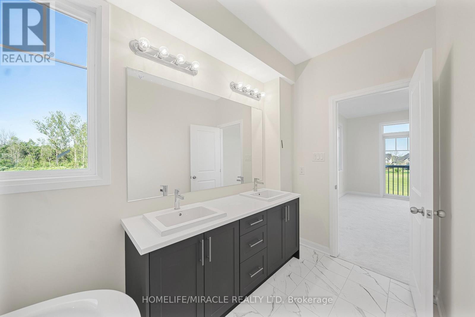 34 Royal Oak Crescent, Loyalist, Ontario  K0H 1G0 - Photo 47 - X13243542