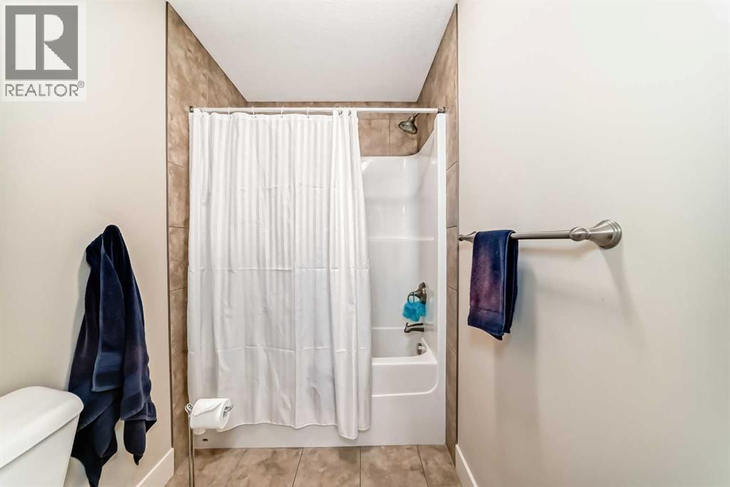 121 Drake Landing Manor, Okotoks, Alberta  T1S 0E7 - Photo 35 - A2317707