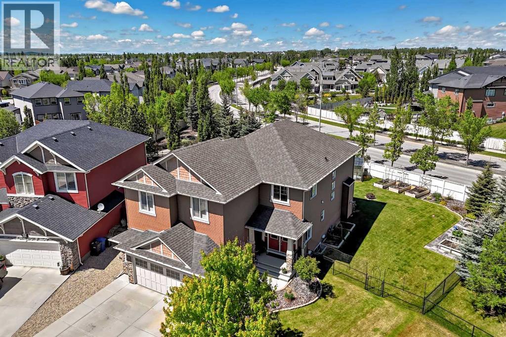 121 Drake Landing Manor, Okotoks, Alberta  T1S 0E7 - Photo 2 - A2317707