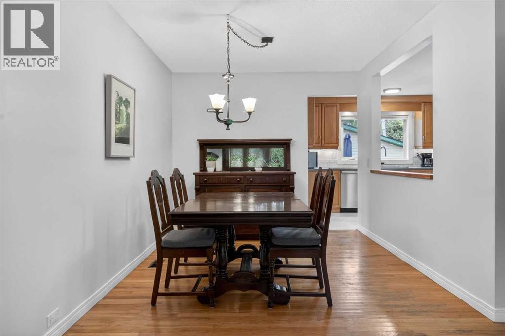 203 Southampton Drive Sw, Calgary, Alberta  T2W 0V6 - Photo 11 - A2317746