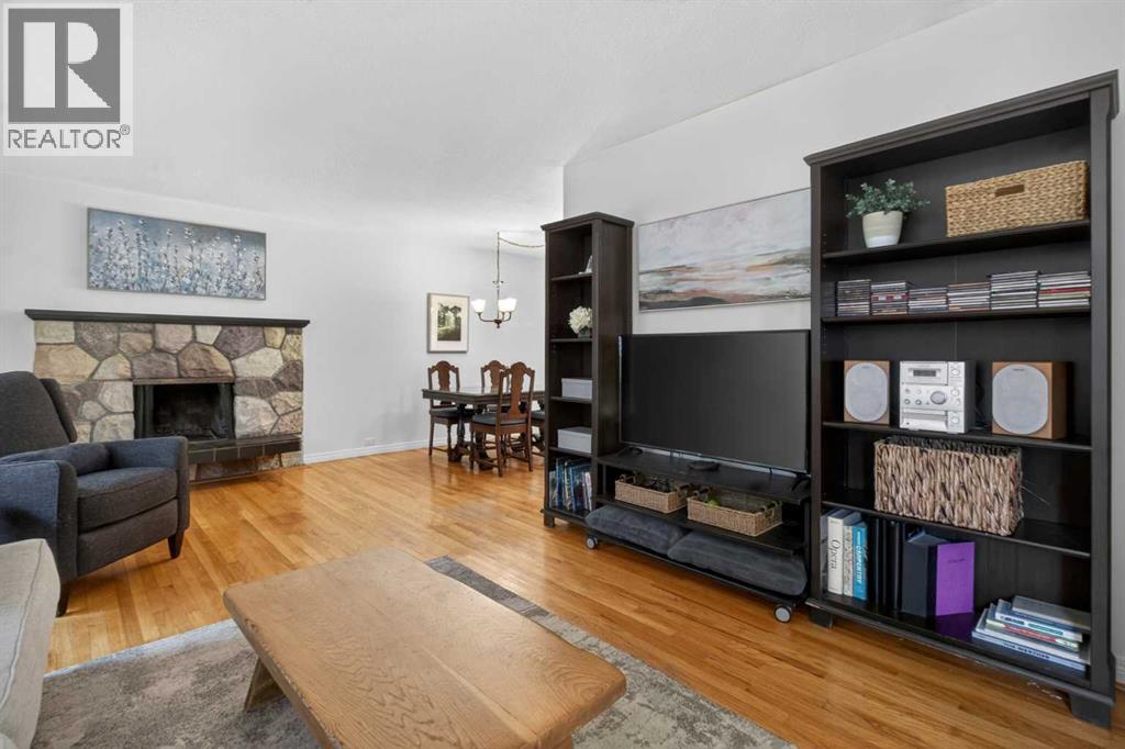 203 Southampton Drive Sw, Calgary, Alberta  T2W 0V6 - Photo 5 - A2317746