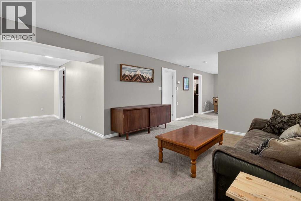 203 Southampton Drive Sw, Calgary, Alberta  T2W 0V6 - Photo 27 - A2317746