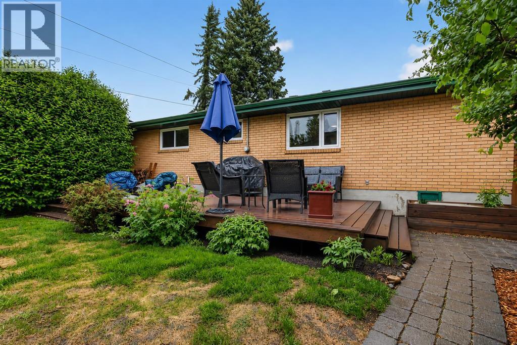 203 Southampton Drive Sw, Calgary, Alberta  T2W 0V6 - Photo 36 - A2317746