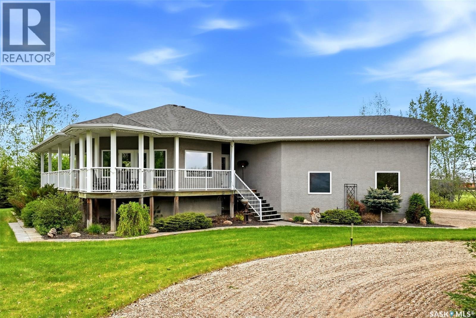 24 Bardel CRESCENT, Pilot Butte, Saskatchewan