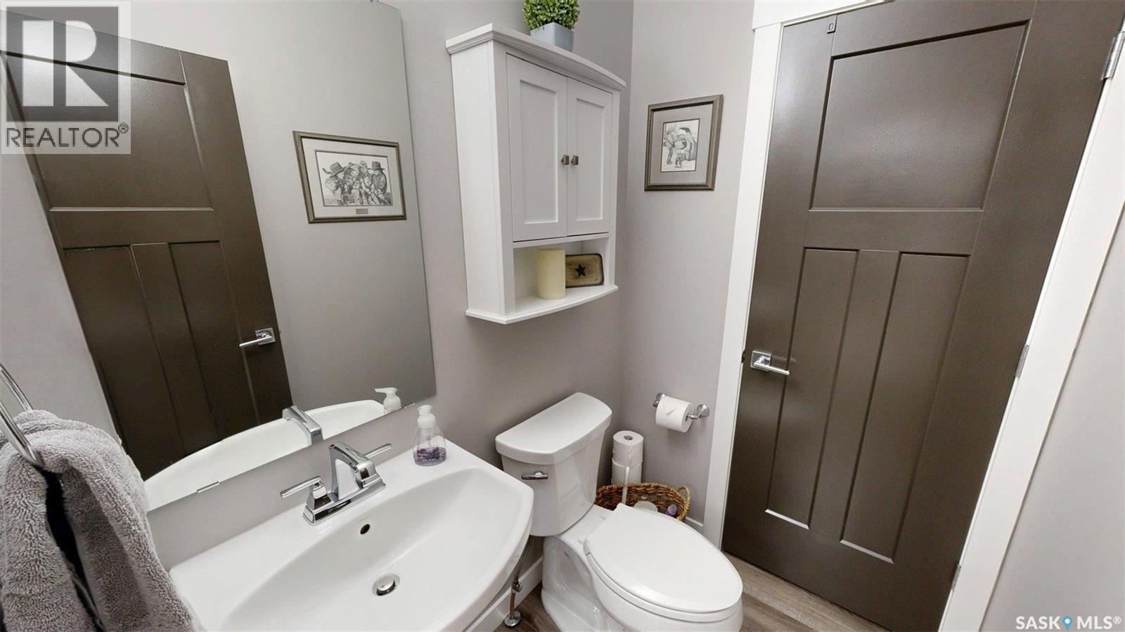 723 Aspen Crescent, Pilot Butte, Saskatchewan  S0G 3Z0 - Photo 4 - SK038146