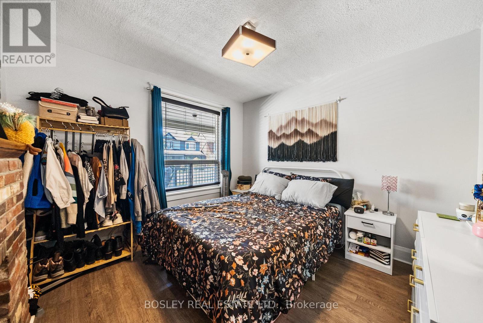 Main - 229 Woodbine Avenue, Toronto, Ontario  M4L 3P3 - Photo 7 - E13243218
