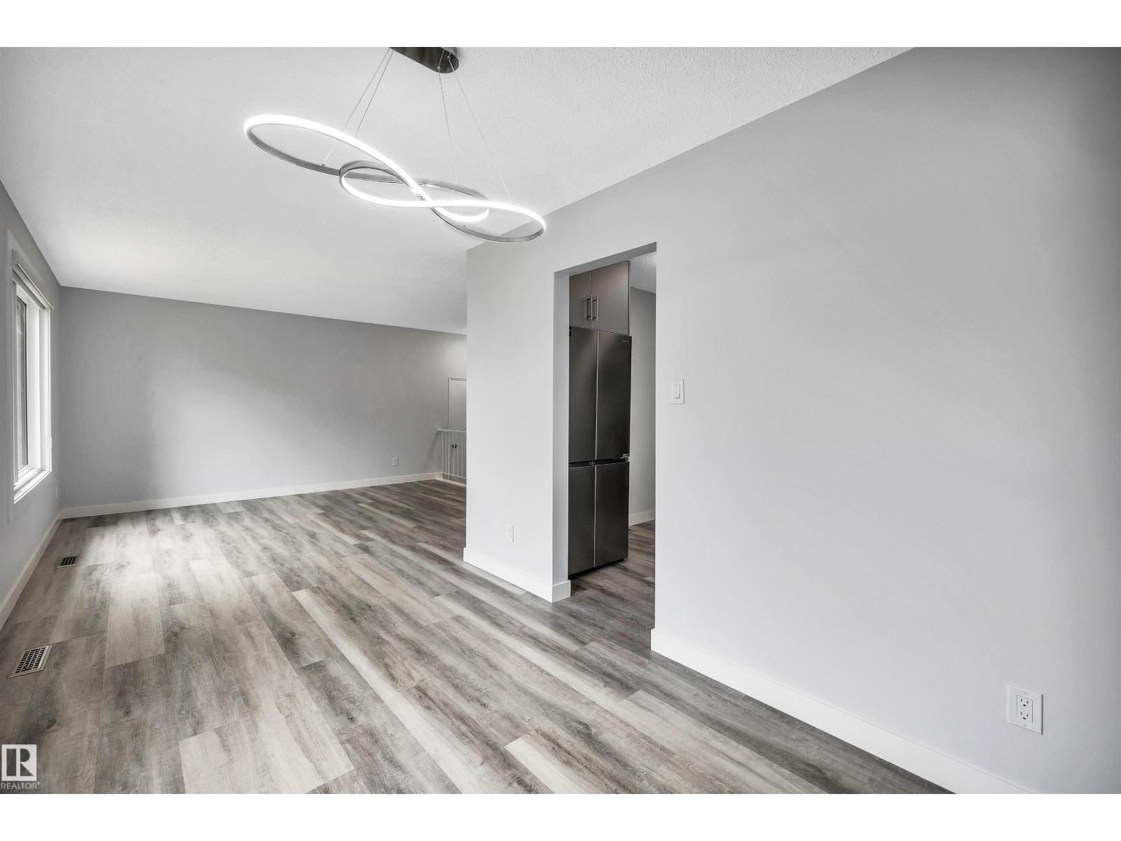 14208 51 St Nw, Edmonton, Alberta  T5A 0A9 - Photo 5 - E4490868