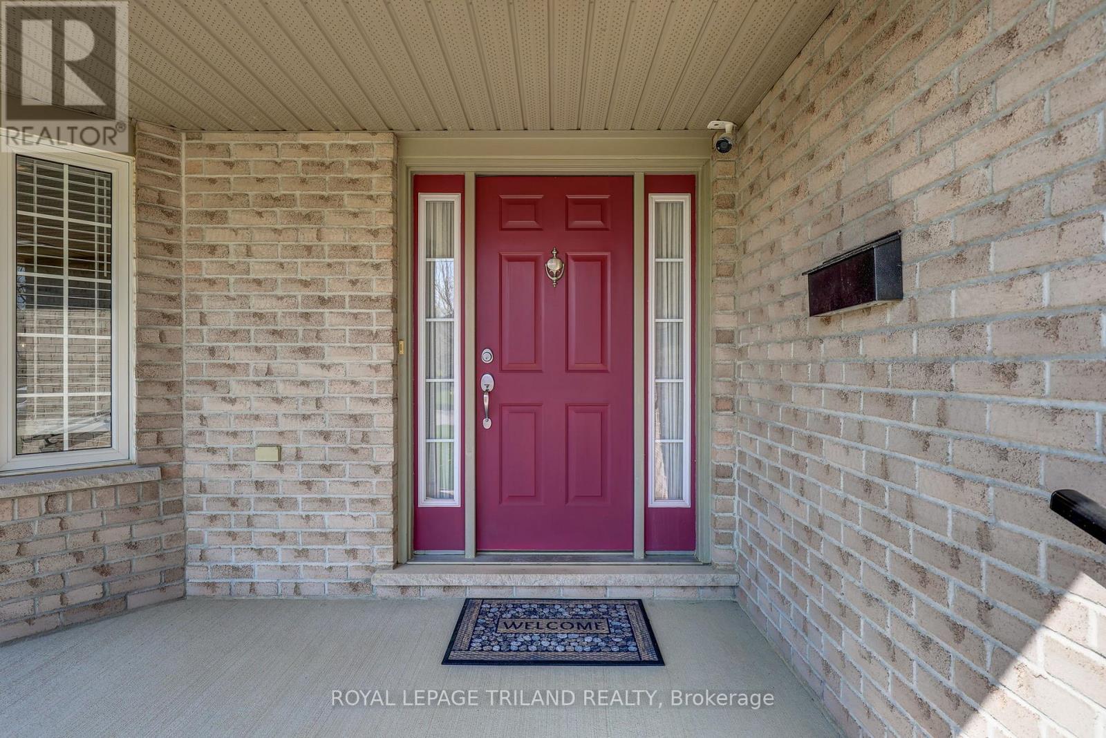 19 Oriole Lane, St. Thomas, Ontario  N5R 6K8 - Photo 3 - X13243606