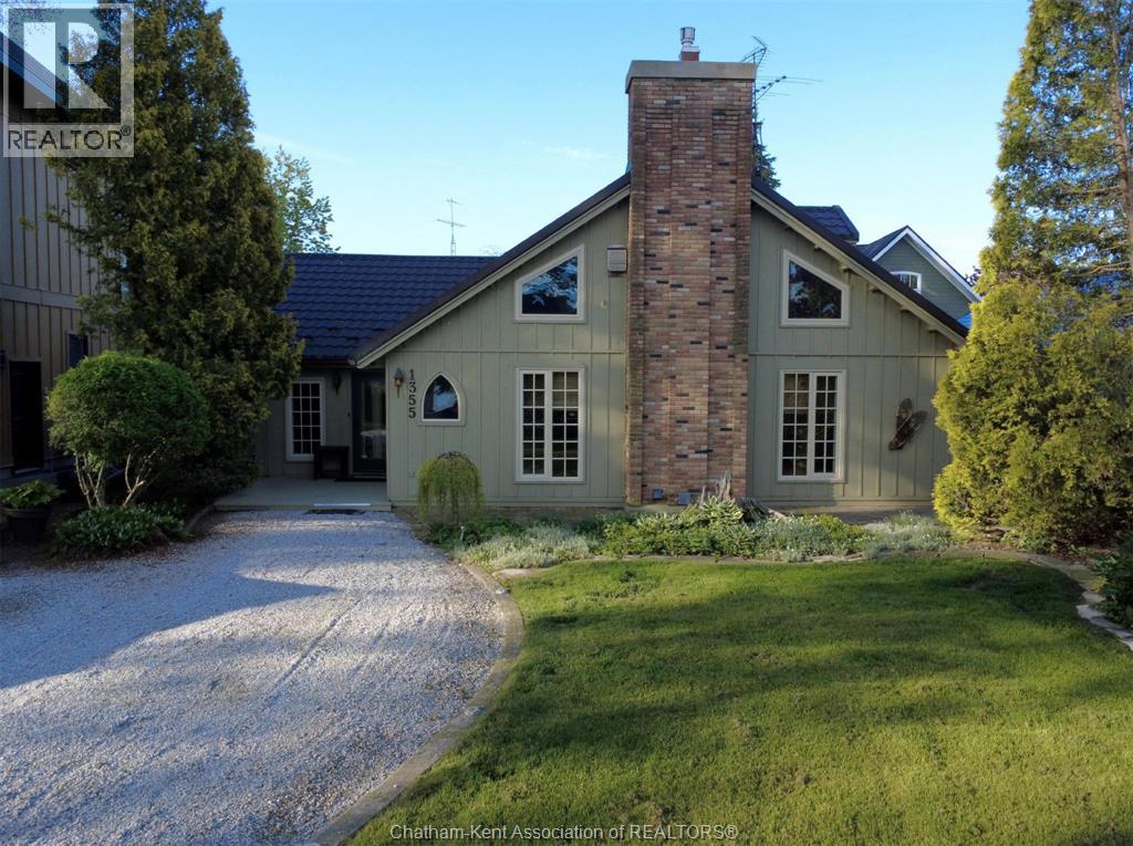 1355 KERR AVENUE, Erieau, Ontario