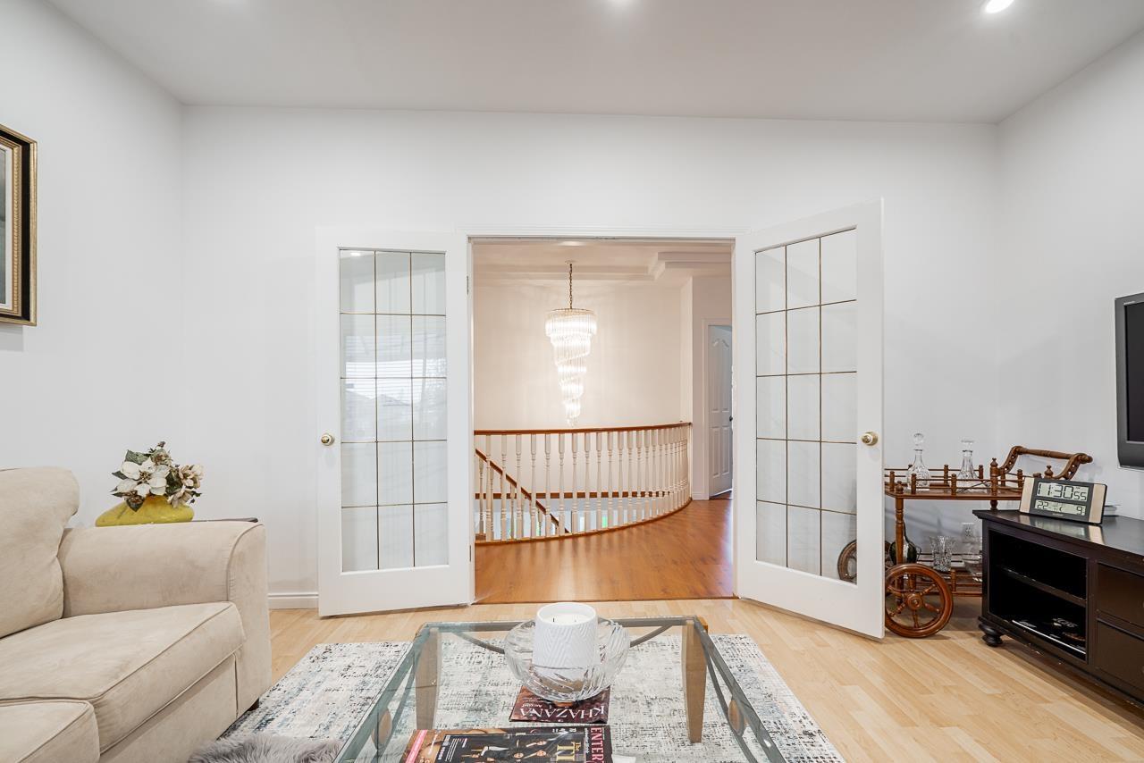 Listing image 11