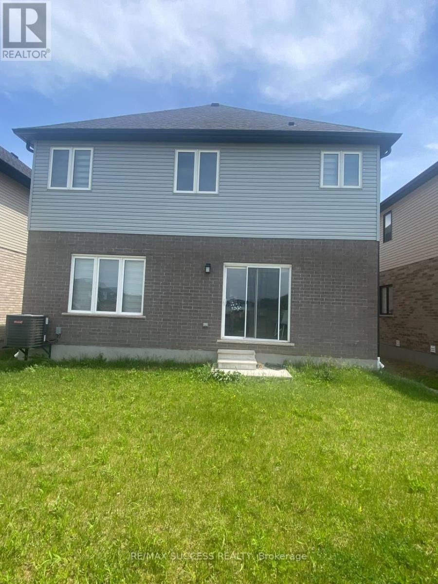 149 Savannah Ridge Drive, Brant, Ontario  N3L 0G5 - Photo 8 - X13238618