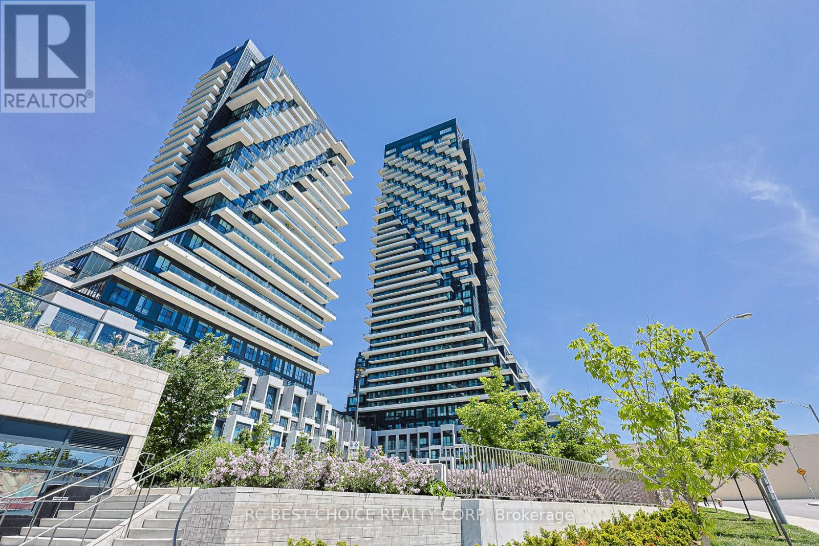 3309 - 30 Inn On The Park Drive, Toronto, Ontario  M3C 0P8 - Photo 2 - C13243580