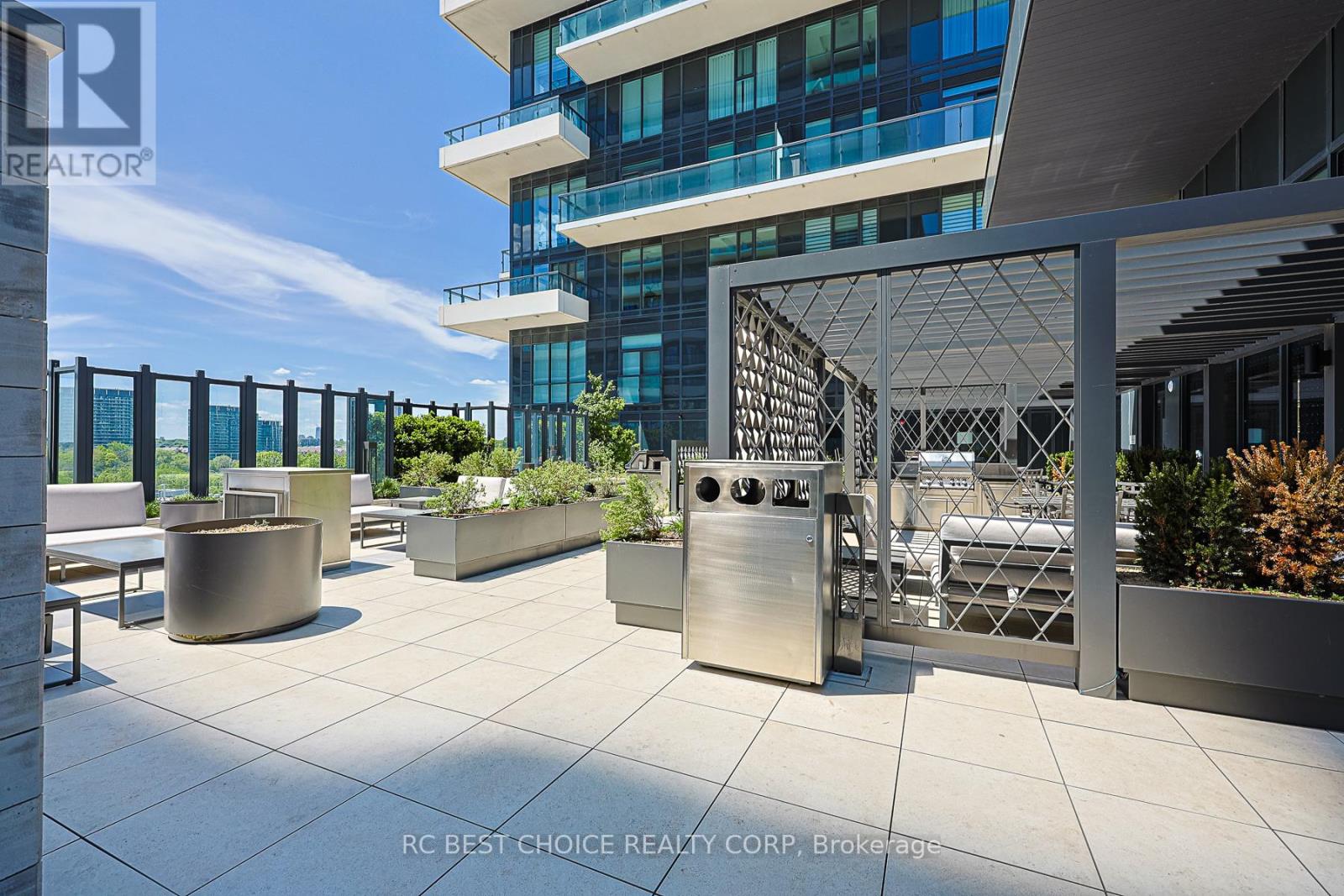 3309 - 30 Inn On The Park Drive, Toronto, Ontario  M3C 0P8 - Photo 45 - C13243580