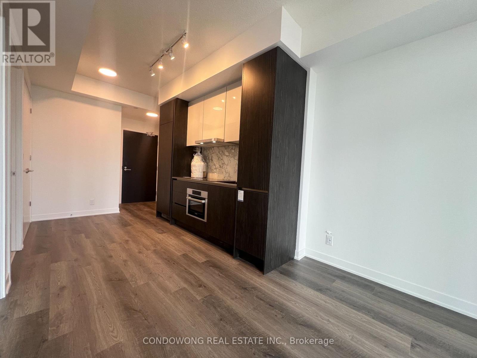 4016 - 180 Front Street E, Toronto, Ontario  M5A 0A9 - Photo 3 - C13243586