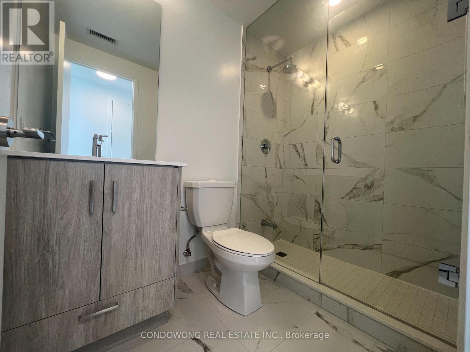 3512 - 180 Front Street E, Toronto, Ontario  M5A 0A9 - Photo 6 - C13243648