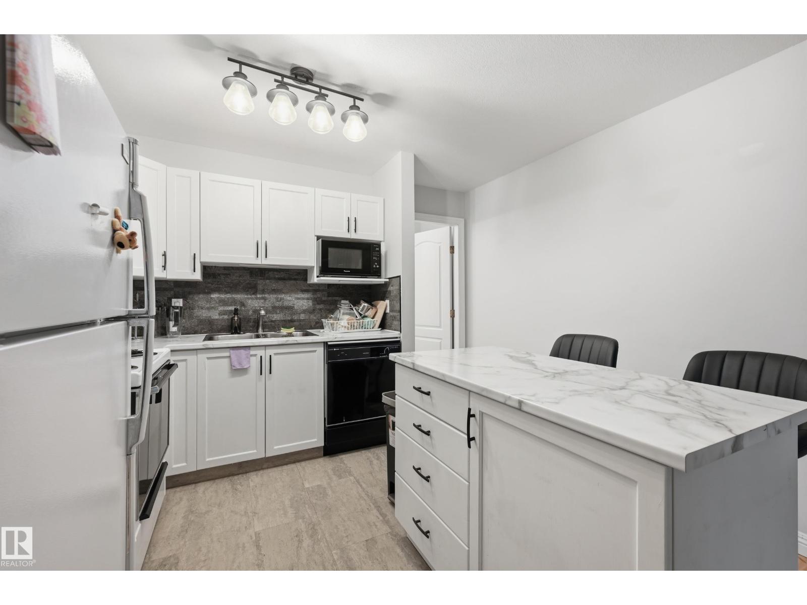 #33 9914 80 Av NW, Edmonton, Alberta  T6E 6L6 - Photo 7 - E4491863