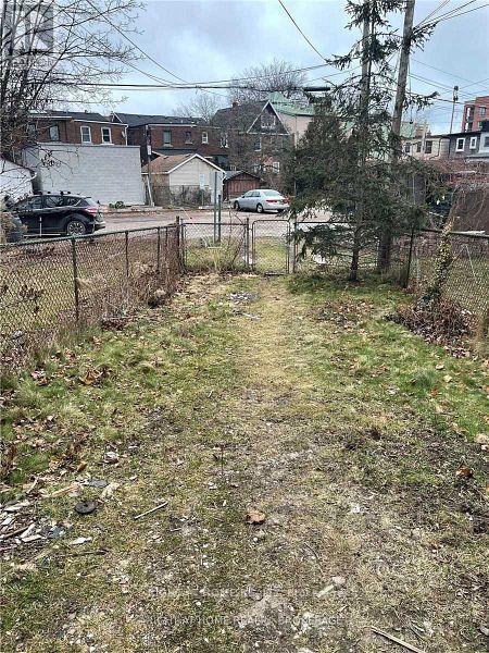 43 Kingston Road, Toronto, Ontario  M4L 1S5 - Photo 22 - E13243624
