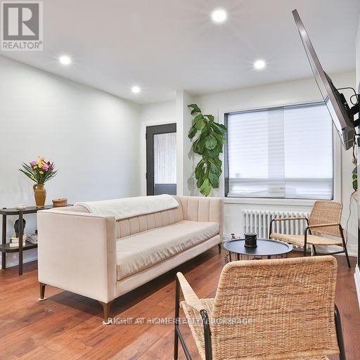43 Kingston Road, Toronto, Ontario  M4L 1S5 - Photo 7 - E13243624