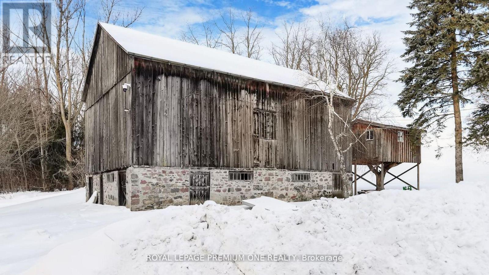 7590 19th Side Road, King (Schomberg), Ontario  L0G 1T0 - Photo 38 - N13243674