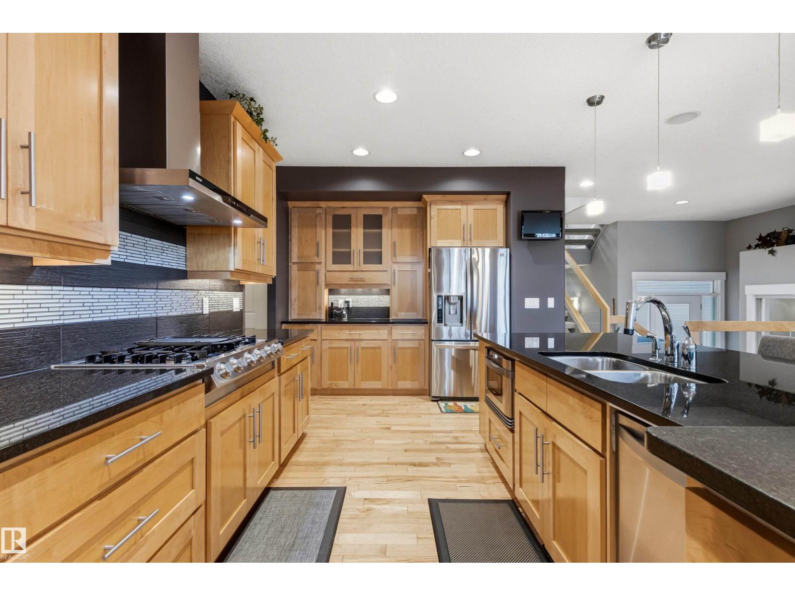 5709 Mcluhan Ba NW, Edmonton, Alberta  T6R 0P8 - Photo 12 - E4491861