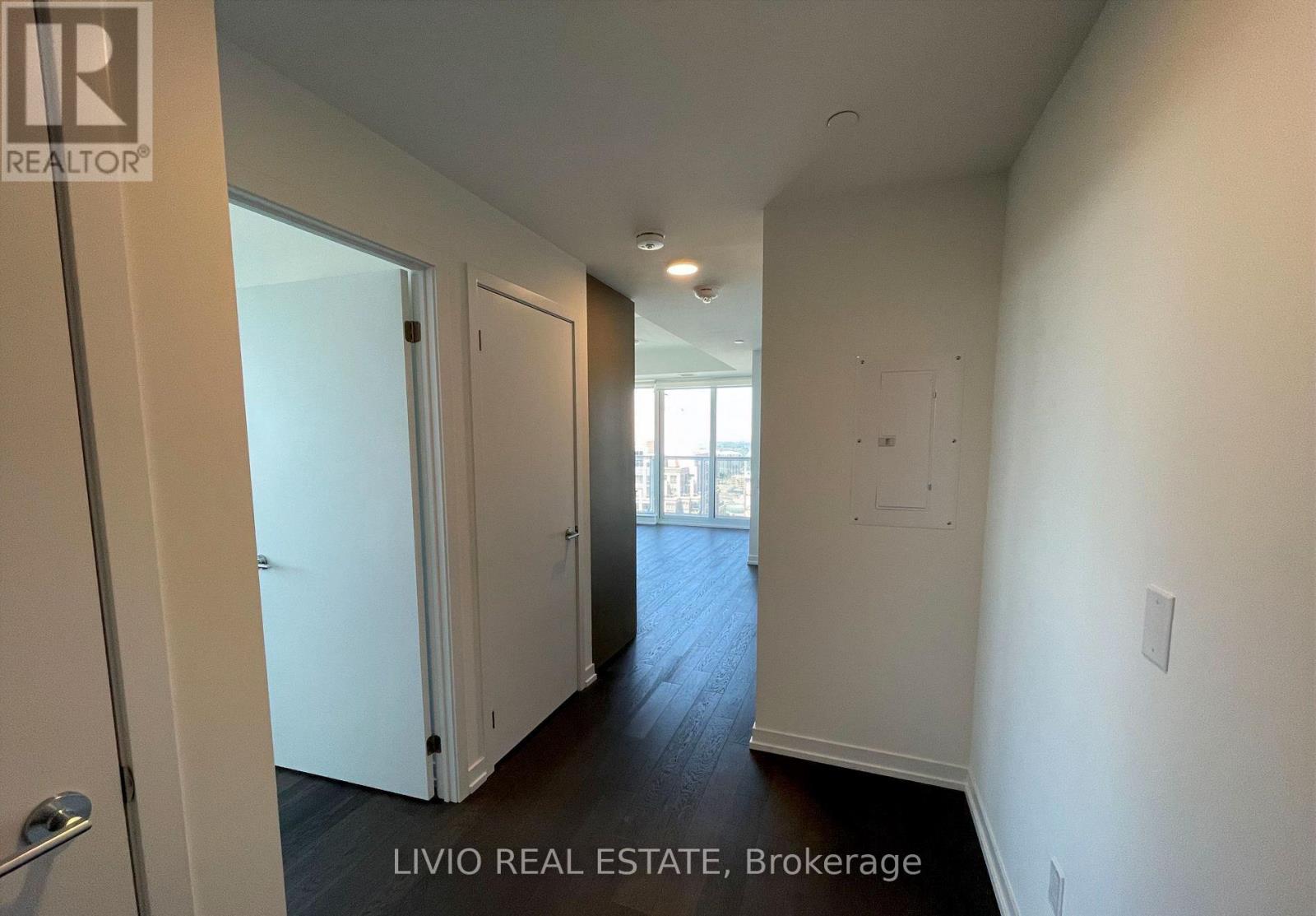 3204 - 4065 Confederation Parkway, Mississauga, Ontario  L5B 0L4 - Photo 2 - W13243568
