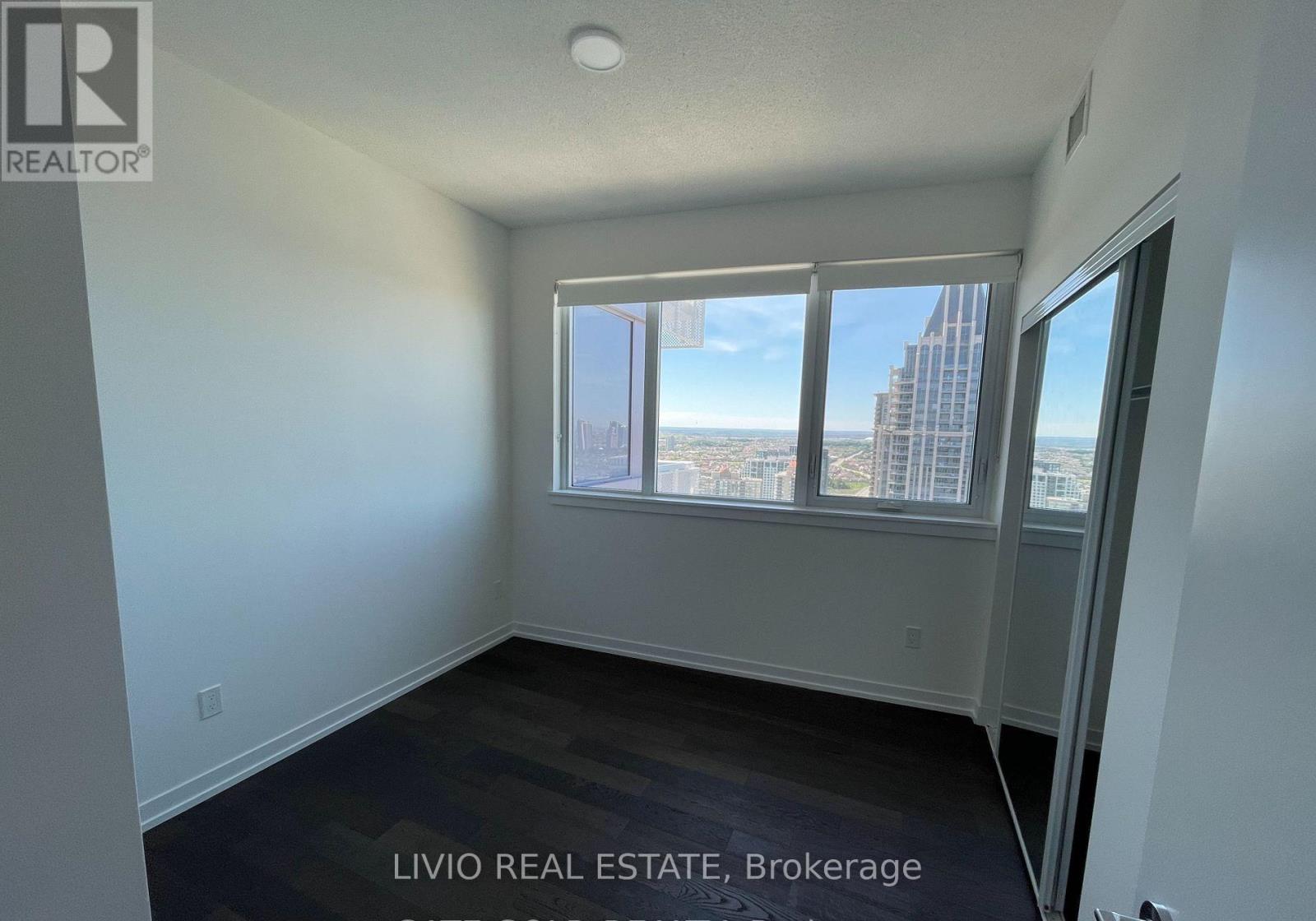 3204 - 4065 Confederation Parkway, Mississauga, Ontario  L5B 0L4 - Photo 3 - W13243568