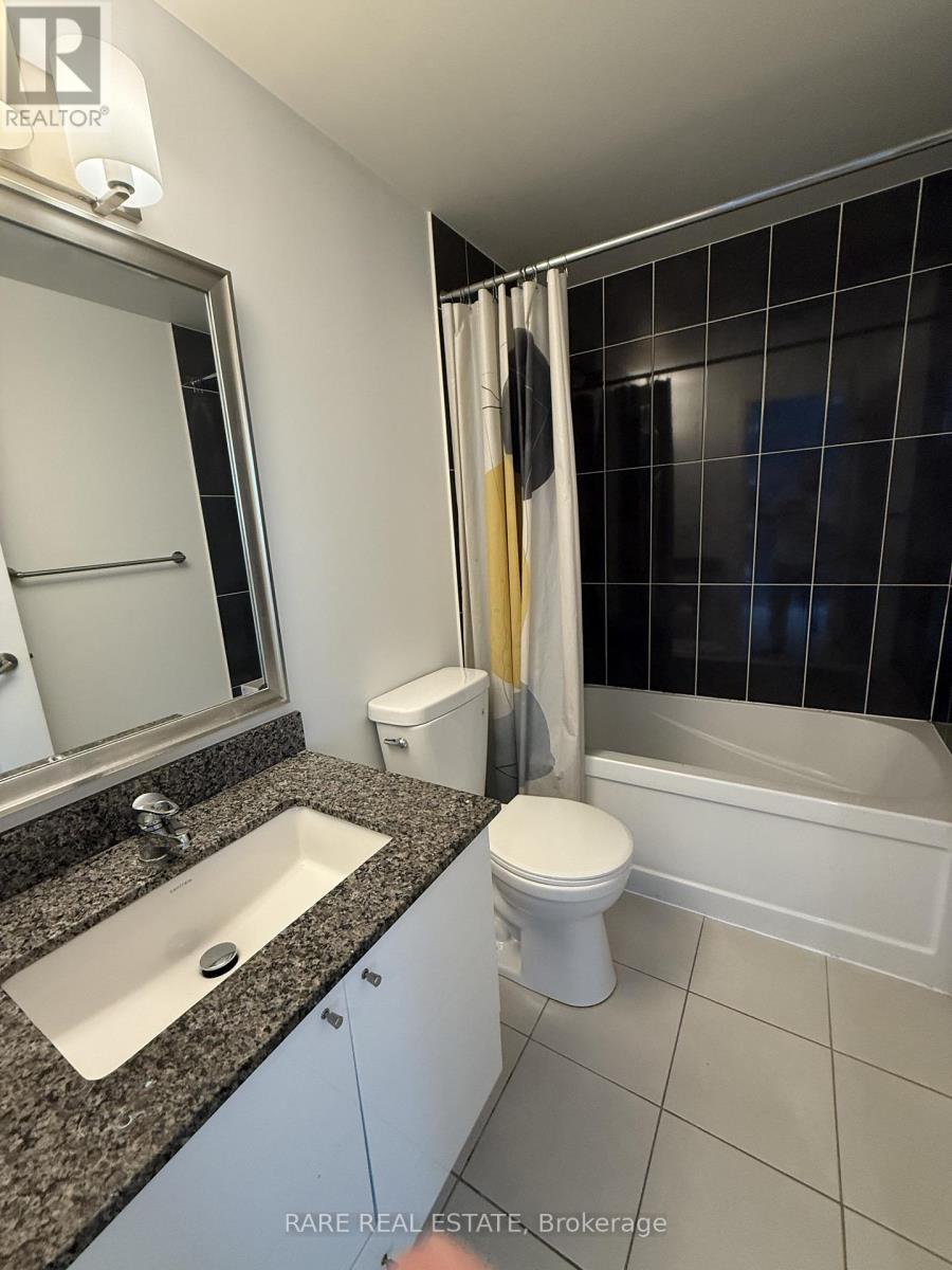 1809 - 75 Eglinton Avenue W, Mississauga, Ontario  L5R 0E5 - Photo 11 - W13243596