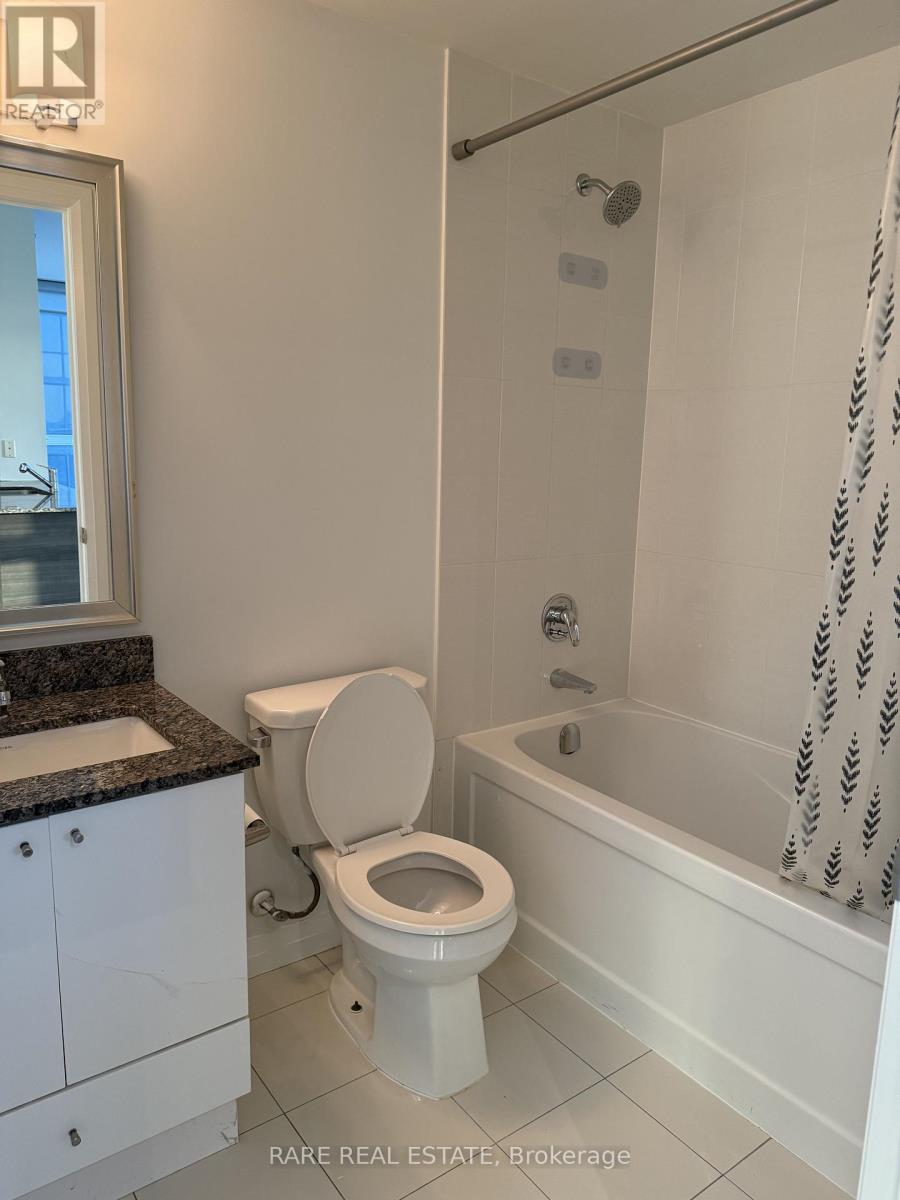 1809 - 75 Eglinton Avenue W, Mississauga, Ontario  L5R 0E5 - Photo 6 - W13243596